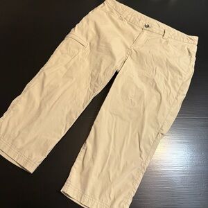 Eddie Bauer Capri pants